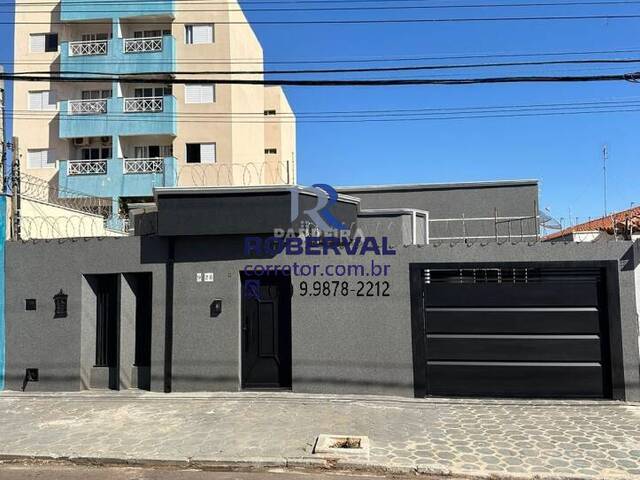 Casa para Venda em Bauru - 2